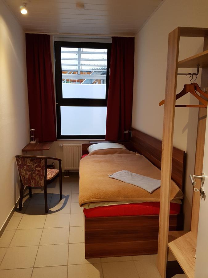 Hostel Gaestehaus Zum Padre ゴッホ エクステリア 写真